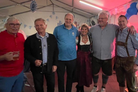 2024-09-28-oktoberfest-blau-weiss-sinnersdorf